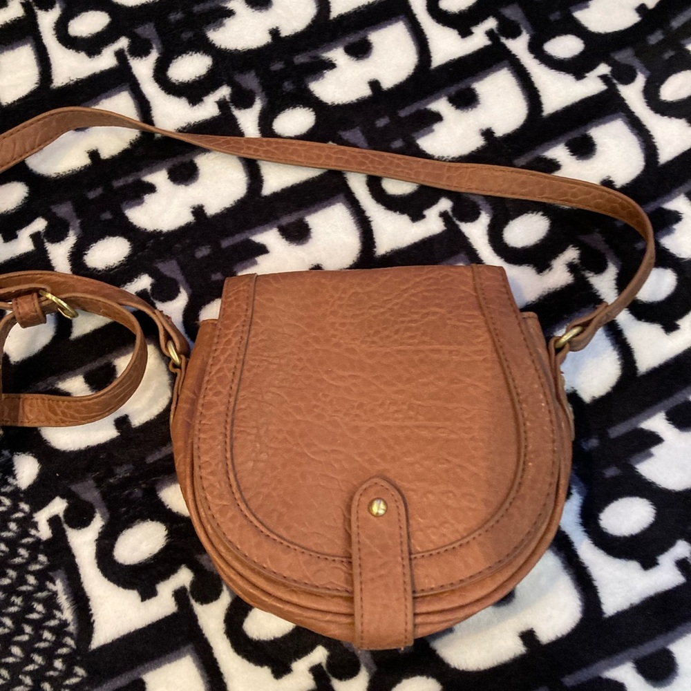 Small Target Saddlebag Crossbody